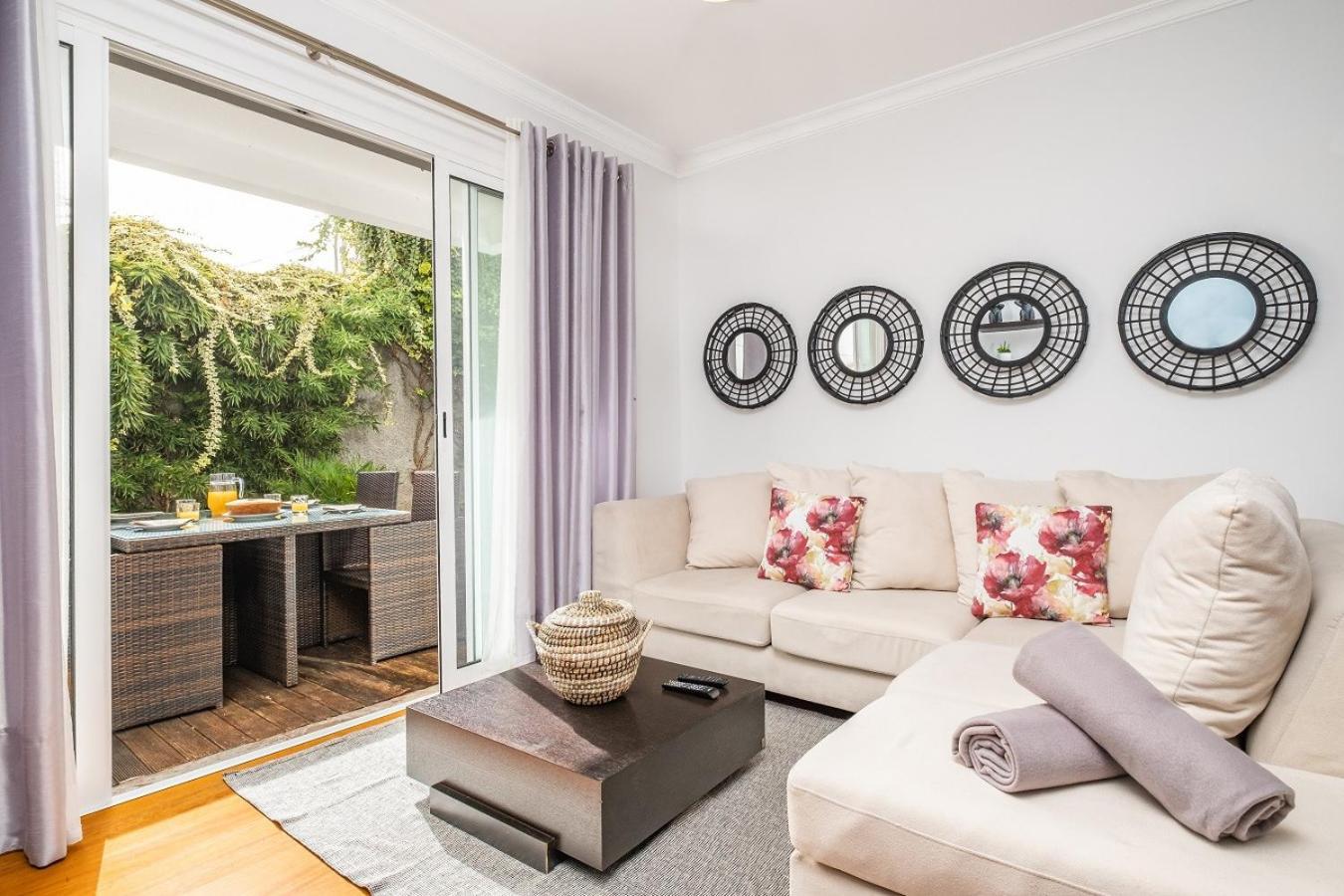 To By Madeira Sun Travel Apartment